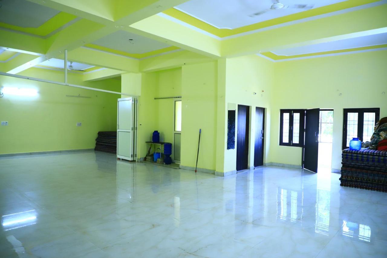 Shivraj Homestay Mathura Exteriér fotografie