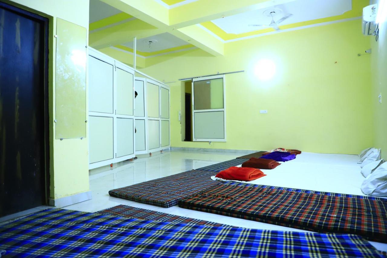 Shivraj Homestay Mathura Exteriér fotografie
